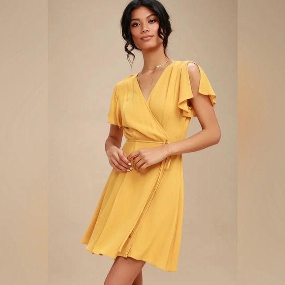 ✨NWT Lulus Mustard Yellow Harbor Point Mini Wrap Dress Size Medium - Picture 7 of 11